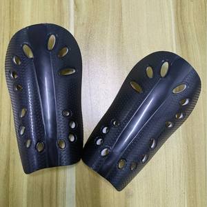 Espinilleras Profesionales para Fútbol, Running, Baloncesto, Voleibol, Talla S, Negras, de Plástico, Equipo de Protección 9003, Modelo Económico - Product Image 4