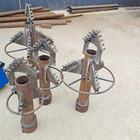 Foreuse de puits d'eau sur chenilles fiable et durable avec moteur et pompe pour un forage efficace dans les projets d'approvisionnement en eau rurale