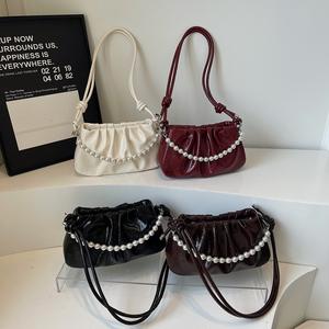 กระเป๋าถือทรงเมฆประดับ<span class=keywords><strong>ล</strong></span>ูกปัดสุดหรู ดีไซ<span class=keywords><strong>น</strong></span>์เ<span class=keywords><strong>น</strong></span>อร์แบร<span class=keywords><strong>น</strong></span>ด์ดัง ขายส่ง สำหรับ<span class=keywords><strong>ผู้หญิง</strong></span> ฤดูร้อ<span class=keywords><strong>น</strong></span> ทำจาก PU โพ<span class=keywords><strong>ล</strong></span>ีเอสเตอร์ - Product Image 1