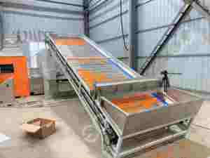 Máquina secadora de correa de malla continua eléctrica de 1 tonelada/hora, deshidratación industrial de alimentos y hierbas, acero inoxidable - Product Image 2