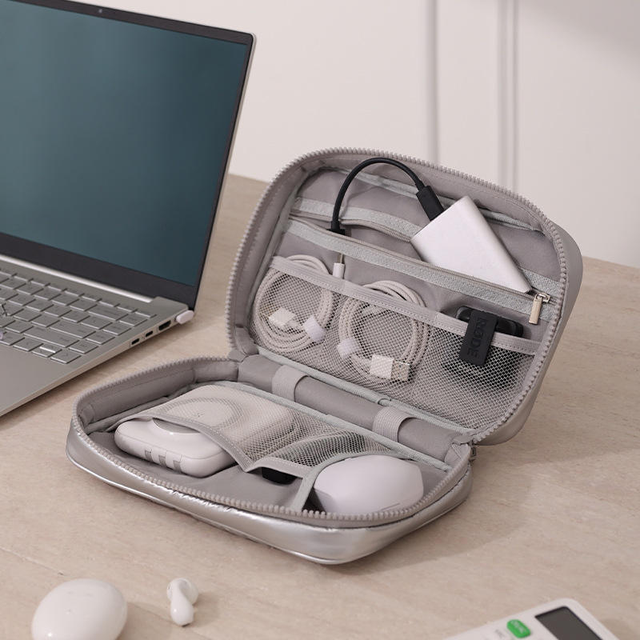 Custom Logo Polyester Quilted Electronic Accessories Bag Travel Portable Data Cable Charger Power Bank Storage Organizer Pouch