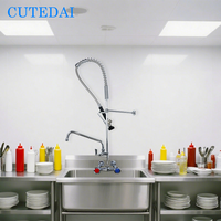 Robinet de cuisine commercial industriel en laiton chromé mural à 2 poignées pour hôtel avec douchette de pré-évier