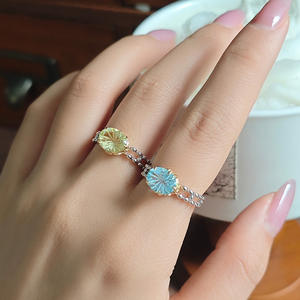 <span class=keywords><strong>Anillo</strong></span> <span class=keywords><strong>de</strong></span> novia <span class=keywords><strong>de</strong></span> plata esterlina entero abierto DISEÑO <span class=keywords><strong>DE</strong></span> seigong <span class=keywords><strong>de</strong></span> cristal amarillo <span class=keywords><strong>de</strong></span> Topacio azul natural tallado a <span class=keywords><strong>mano</strong></span> - Product Image 4