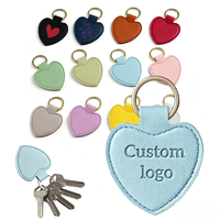 Porte-clés en cuir personnalisés en forme de cœur, accessoires pour sacs, pendentifs décoratifs, étiquettes de bagages DIY pour la vie quotidienne et les voyages