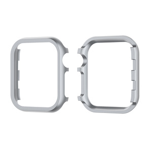 Couvercle métallique pour <span class=keywords><strong>Apple</strong></span> <span class=keywords><strong>Watch</strong></span> Series Ultra 8 9 7 6 5 <span class=keywords><strong>4</strong></span> 3 41mm 45mm <span class=keywords><strong>40mm</strong></span> 44mm étui de protection en alliage d'<span class=keywords><strong>aluminium</strong></span> cadre de pare-chocs - Product Image 5