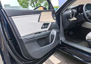 Citroën <span class=keywords><strong>Versailles</strong></span> Berline 2024 avec Grand Écran de Navigation, Caméra de Recul, Démarrage à Bouton Unique, Bouton Électronique, Boîte de Vitesses, Châssis – Véhicule d'Occasion - Product Image 5