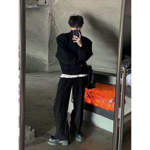 Conjunto de Dos Piezas para Hombre, Primavera-Otoño 2024, Chaqueta Cárdigan con Cuello Alto de Satén, Estilo Deportivo Casual, Pantalones Largos Holgados con Estampado de Puntos - Product Image 4