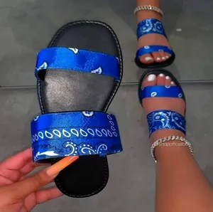 Sandal Jepit Nyaman Wanita Bandana, Sandal Selop Datar Kasual Untuk Harian, Sepatu Pantai Liburan Luar Ruangan, Sandal Selop Wanita Ujung Terbuka