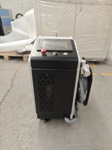 Macchina <span class=keywords><strong>Laser</strong></span> a Fibra Pulsata Multifunzione Portatile per Rimozione <span class=keywords><strong>Ruggine</strong></span> 100w 200w 300w 500w per Legno Metallo Pietra - Product Image 2