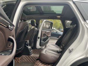 59/5000 Auto usado: <span class=keywords><strong>BMW</strong></span> <span class=keywords><strong>X1</strong></span> 2018 sDrive 18Li i Premium SUV compacto. El más vendido a bajo <span class=keywords><strong>precio</strong></span>. Venta con descuento del <span class=keywords><strong>BMW</strong></span> <span class=keywords><strong>X1</strong></span>. - Product Image 6