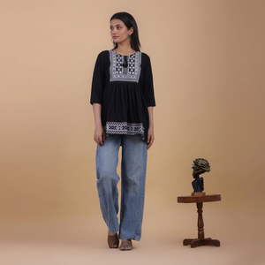 Pantalones de Mujer Twin Feet, Negros, Bordados, con Estampado Digital, de Algodón, Secado Rápido, Corte Regular, Estilo Casual, Estilo India Pakistán, para Toda Temporada - Product Image 1