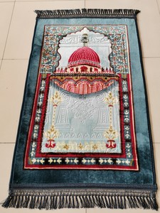 <span class=keywords><strong>Tapis</strong></span> de prière personnalisé islamique mosquée voyage pliable rembourré <span class=keywords><strong>tapis</strong></span> de prière en velours musulman turc Ramadan cadeau épais <span class=keywords><strong>tapis</strong></span> de prière - Product Image 3