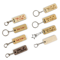 Porte-clés en bois écologique personnalisé avec impression UV pour les commandes en gros, la promotion de la marque et les événements d'entreprise
