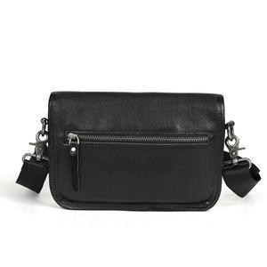 กระเป๋าหนังวัวแท้ AndoBag สำหรับผู้ชาย กระเป๋าสะพายข้าง กระเป๋าทำงาน กระเป๋าสไตล์วินเทจ กระเป๋าถือสำหรับกิจกรรมกลางแจ้ง - Product Image 4