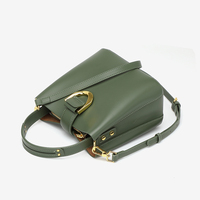 Sac à bandoulière rétro en cuir imperméable pour femme, fabrication sur mesure, vente en gros, OEM/ODM, sac seau en cuir de vachette de haute qualité 3L+