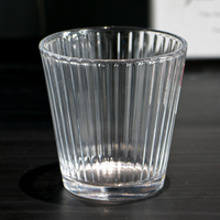Tasse en verre à eau vente en gros de verrerie domestique tasse en relief clair jus tasse en verre à boire