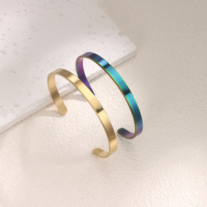 กำไลข้อมือสแตนเลสแบบเรียบ กำไลโลหะขัดเงา กำไลแบบเปิดสำหรับสลักชื่อ - Product Image 6