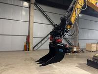MAIPRO Rotateur Inclinable à Attache Rapide 5-8 Tonnes Inclinaison 180° Matériau Q355B Pression de Travail 210 Bar Débit 3-6 L/Min Composants Essentiels du Cylindre