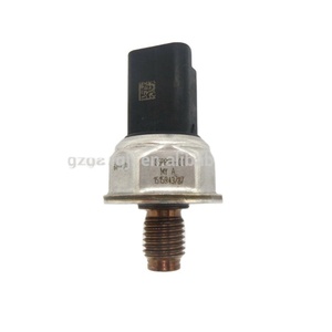 เซ็นเซอร์วัดแรงดันน้ำมันเชื้อเพลิงแท้ Sensata รุ่น 85PP68-01 ขายส่ง - Product Image 1