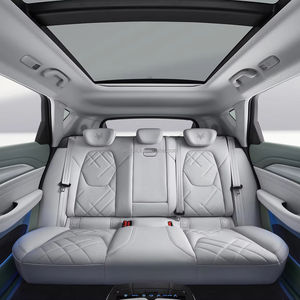 Vehículo ARCFOX T de alta tecnología impulsado por IA que domina las carreteras europeas con precisión - Product Image 1