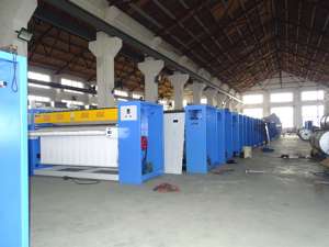 <span class=keywords><strong>Machine</strong></span> <span class=keywords><strong>à</strong></span> repasser et <span class=keywords><strong>à</strong></span> plier les draps en acier inoxydable industrielle KINGSLEY avec fonction autonettoyante, <span class=keywords><strong>largeur</strong></span> 3300 mm, pour hôtels - Product Image 5