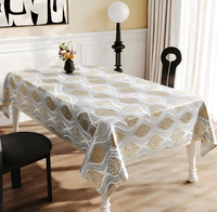 Nappe de luxe en PU, base blanche, motif vintage doré, personnalisable, écologique, toutes tailles et designs, imperméable et anti-taches, Moyen-Orient