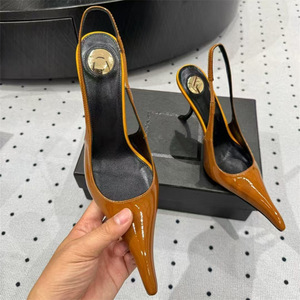 Zapatos de tacón de aguja con correa trasera y punta en pico para mujer, con colores personalizados, tacones originales y charol brillante - Product Image 5