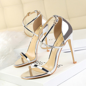 Sandales d'été élégantes et sexy pour femmes, style français, à talon aiguille, avec bride cheville, en PU léger, semelle extérieure en caoutchouc, confortables - Product Image 3