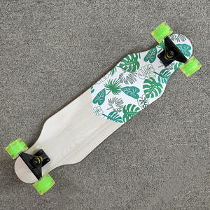Patineta Zhongmei de Madera de Paulownia de Grado A, con Doble Balancín y Cuatro Ruedas, para Principiantes y Profesionales, Estilo Urbano, Marca Moderna para Adultos - Product Image 6