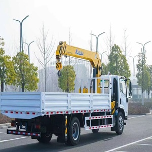 Nueva <span class=keywords><strong>Grúa</strong></span> Montada en Camión ISUZU 4x2 de 5 Toneladas, 190HP, <span class=keywords><strong>con</strong></span> Pluma Telescópica de 4 Secciones, Diésel, Transmisión Manual - Product Image 2