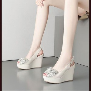 Women Summer Wedge Sandals New Rhinestone Platform Elegant Thick Sole Bow Roman Sandals - Product Image 4