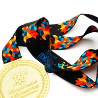 Médaille d'or personnalisée en alliage de zinc 3D de 50 mm pour la course, avec gravure métallique sur mesure et rubans de suspension
