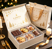 Boîte cadeau de Noël personnalisée en carton rigide écologique avec doublure en éponge, insert thermoformé découpé avec précision, sapin en feuille d'or