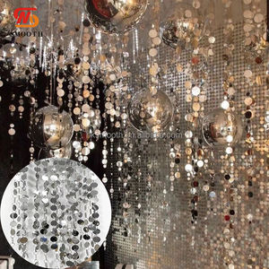 Cortinas de Lentejuelas Circulares Doradas Metálicas Brillantes para Decoración de Salón de Banquetes de Boda al Aire Libre - Product Image 4