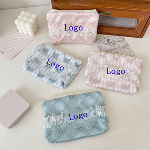 Elegante y Encantadora Bolsa <span class=keywords><strong>de</strong></span> Maquillaje Portátil con Cierre <span class=keywords><strong>de</strong></span> Encaje Floral para Mujer, Ideal para Guardar Monedas y Cosméticos - Product Image 3