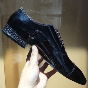 Zapatos Oxford de Vestir de Cuero Negro para Hombre 2026, Diseño Inspirado en Diseñadores, con Punta Redonda, Zapatos Formales de Negocios, Calzado de Boda con Suela Roja - Product Image 1