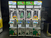 Jouet en peluche vert de Style de Noël petite Machine à griffes de grue avec lecteur de cartes de prix d'accepteur de facture pour enfants Mini Machine à griffes