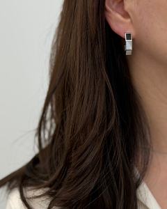 ต่างหูรุ่น Composition01 สีขาว ทอง 14K เพชร เครื่องประดับขายส่ง ผู้ผลิตเครื่องประดับชั้นดี รับออกแบบต่างหูตามสั่ง รับผลิตแบบ OEM ODM - Product Image 1