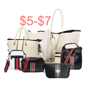 Nuovo stile impermeabile in Neoprene personalizzato grande borsa da spiaggia a tracolla traforata in Neoprene borsa Tote da donna - Product Image 1