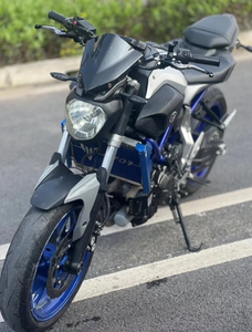 Motocicleta de Calle Yamaha MT-07 de 689cc, Bicilíndrica en Paralelo Refrigerada por Aire, de Alto Rendimiento, para Conductores Experimentados, MT07 de Alto Rendimiento - Product Image 1