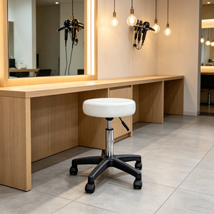 Chaise de barbier réglable en métal avec revêtement en cuir synthétique et système hydraulique pour salon commercial et barbier - Product Image 3