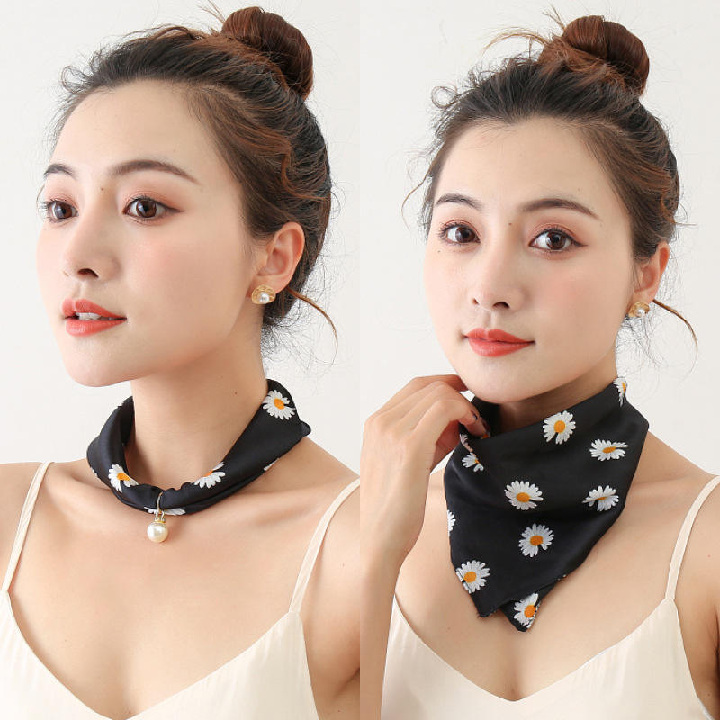 Black daisy 25cm*25cm5