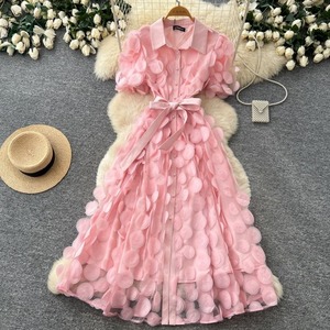 Vente directe fabricant : Nouvelle robe élégante en dentelle à manches courtes, coupe trapèze, respirante, style décontracté français, avec ceinture à nouer pour femme - Product Image 1
