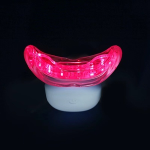 ไฟ LED สีแดงอินฟราเรด 32 ดวง สำหรับเหงือกและลมหายใจสดชื่น, อุปกรณ์บำบัดช่องปาก 660nm 850nm ขายส่ง พร้อมกล่องชาร์จแม่เหล็ก - Product Image 4