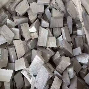 Lingotes de Aleación de Magnesio de Alta Pureza 99.98%, Marca OEM, Suministros de China, Producto Económico de Alta Calidad para la Industria de Aleaciones de Magnesio - Product Image 4