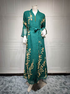 2024 moyen-orient dubaï transfrontalier mode Robe Abaya longue Robe musulmane vêtements islamiques femmes feuille Robe moderne - Product Image 3