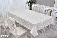Nappe à motif floral moderne imprimée imperméable PVC brillant vichy dentelle élégant non tissé Technics chemin de table pour élégant