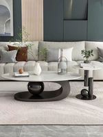Combinaison de table basse ovale avec panneau en pierre artificielle