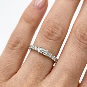 Bague en or blanc 18 carats AU750 avec diamant taille émeraude, alliance en diamant naturel, bijoux fins, prix direct usine - Product Image 4