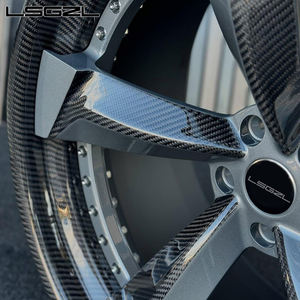 Jantes en fibre de carbone forgées sur mesure de luxe 5x114.3 5x120 5x112 5x130 6x139.7 18 19 20 22 pouces Mononlock pour voiture de luxe - Product Image 5